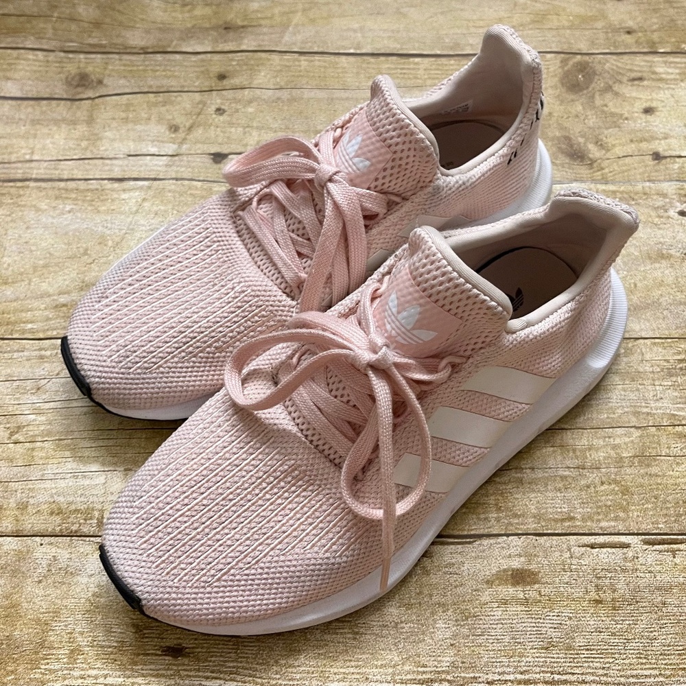 Adidas Originals Swift Essential Pink Sneakers Women's Size 8